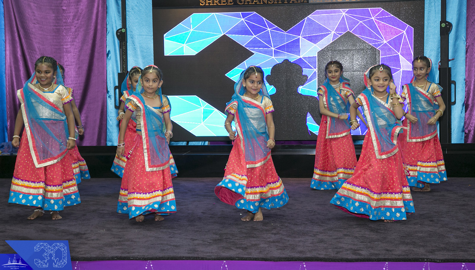 94 copy - ©1987-2017 SKS Swaminarayan Temple East London